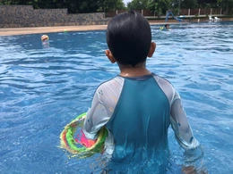 Play and Swim week activity
