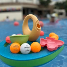 Play and Swim week activity